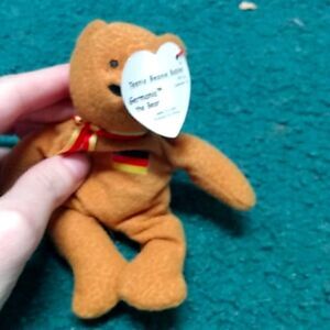 Teenie beanie babie named Germania